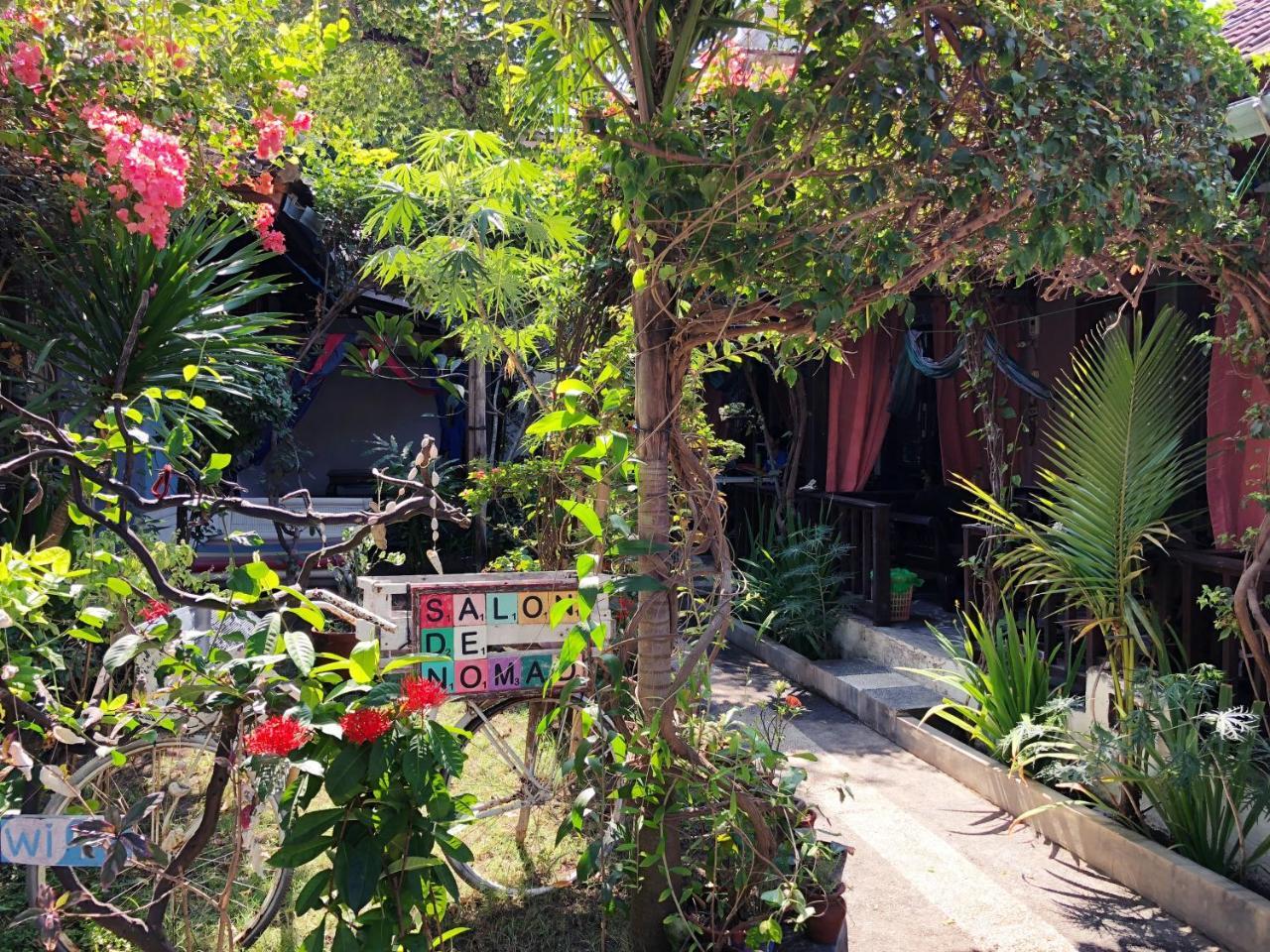 Salon De Nomad Gili T. Bed and Breakfast Τζίλι Τραγουανγκάν Εξωτερικό φωτογραφία
