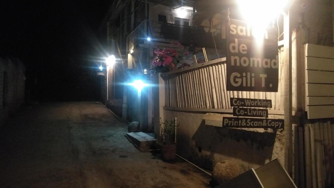 Salon De Nomad Gili T. Bed and Breakfast Τζίλι Τραγουανγκάν Εξωτερικό φωτογραφία